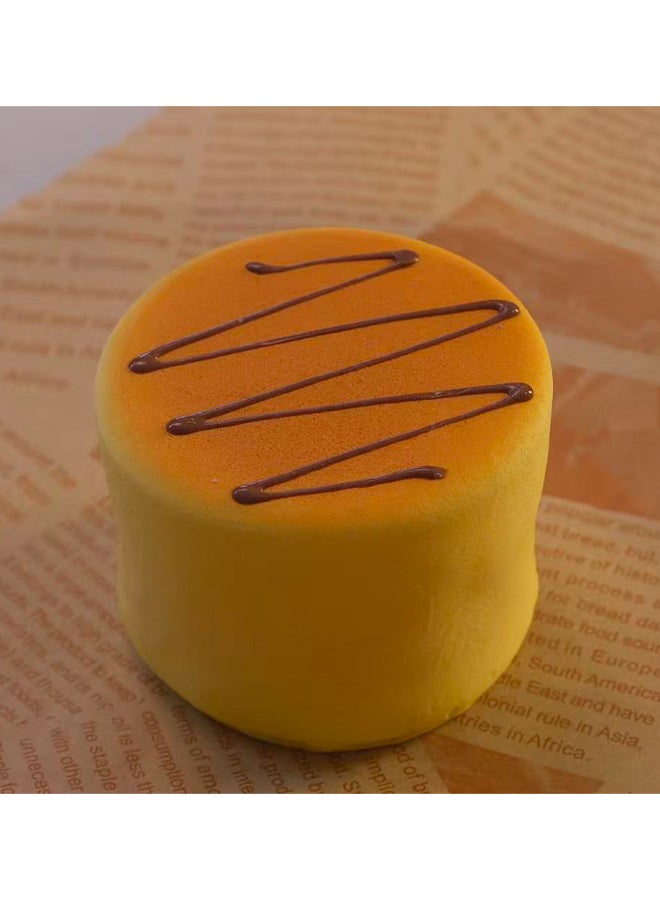 عبوة من قطعتين من ألعاب الخبز الواقعية الإسفنجية (خبز محمص بالشوكولاتة وخبز بالزبدة) - لعبة حسية لتخفيف التوتر مصنوعة من رغوة البولي يوريثان بطيئة الارتفاع للأطفال والكبار، لعبة ديكور لطيفة مستوحاة من المخبز لتخفيف القلق على المكتب - Image 2